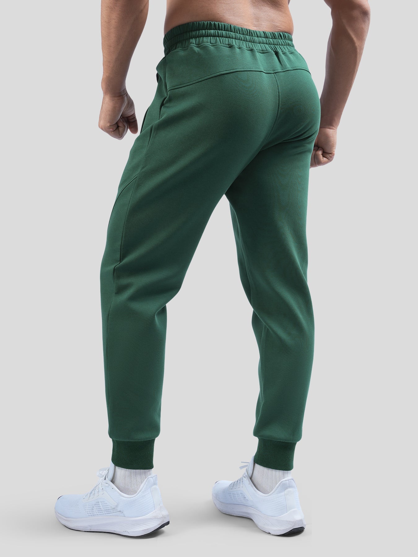 Weekend Performance Jogger Trousers – Everyday Comfort