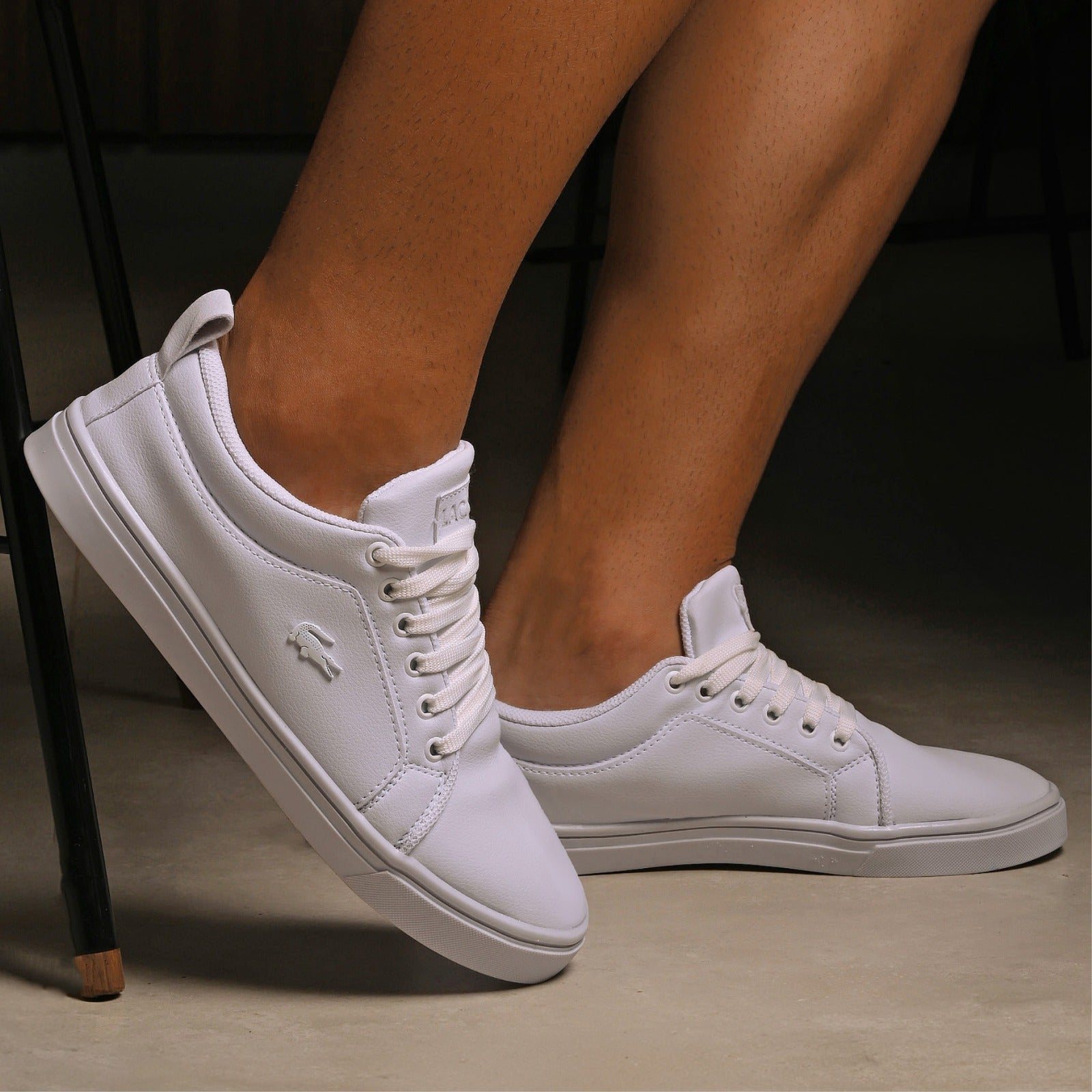 Premium Everyday Trainers – Classic Low-Top Design